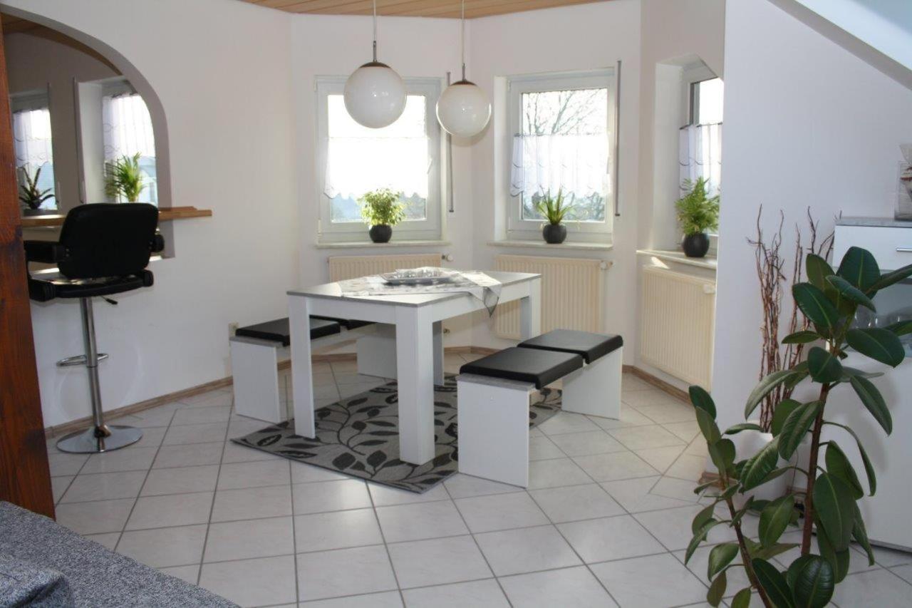 Ferienwohnung Kempf Mandelbachtal Ommersheim ภายนอก รูปภาพ